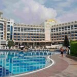 Delphin Be Grand Lara in Turkije review